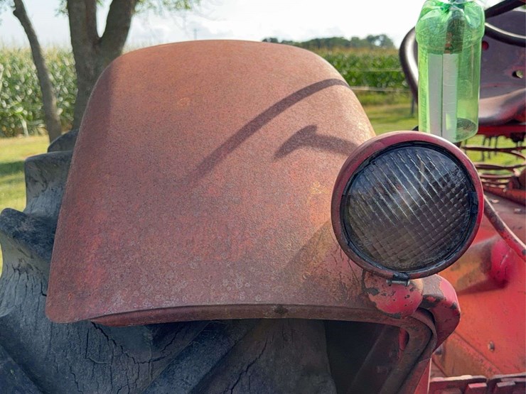 massey-ferguson-444-image-26