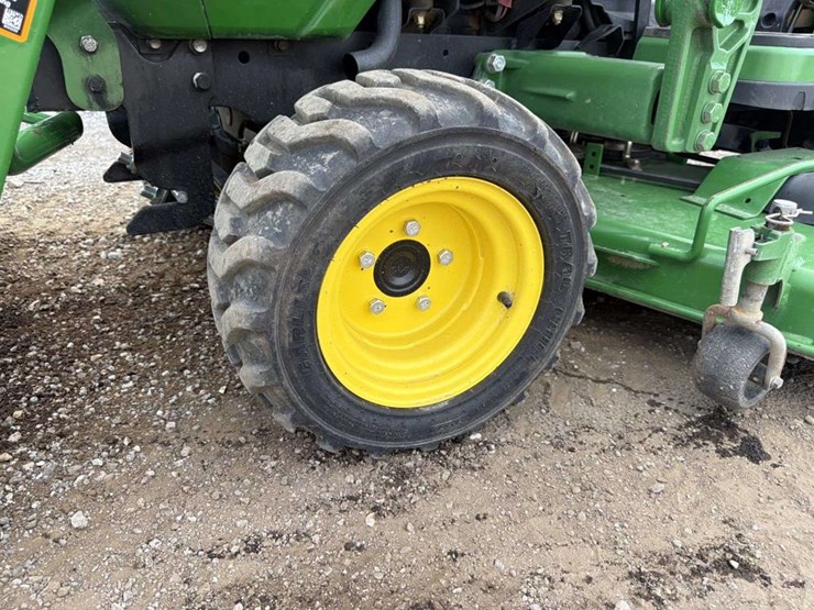 john-deere-1025r-image-9