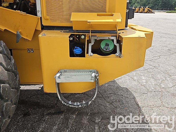 2023-deere-644p-image-27