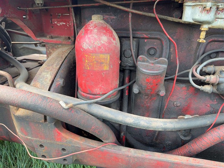 international-mccormick-deering-wd-9-image-22
