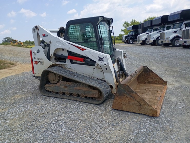 2023-bobcat-t770-image-11