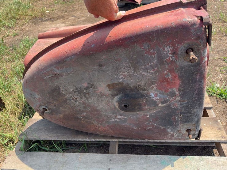 farmall-m-sheet-metal-image-11