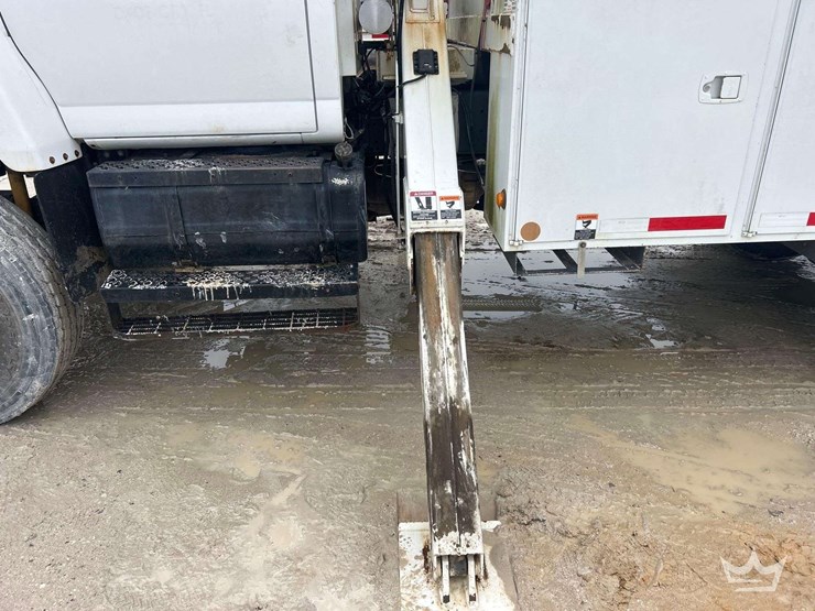 2009-altec-dm47-image-15