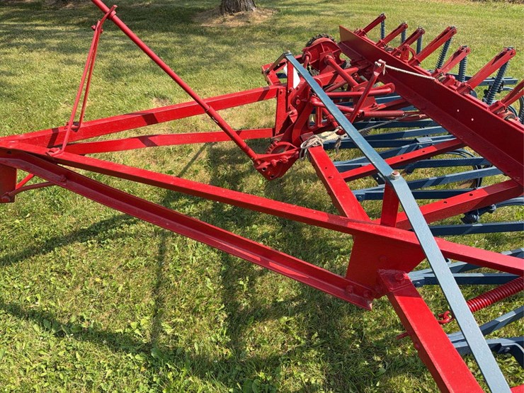international-harvester-no.-9-field-cultivator-image-24