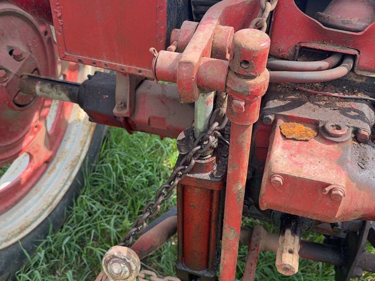 farmall-200-image-41