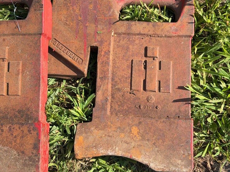 (2)-international-harvester-suitcase-weights-image-2