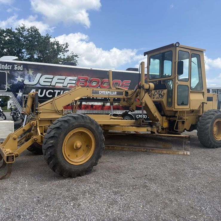 CATERPILLAR R80