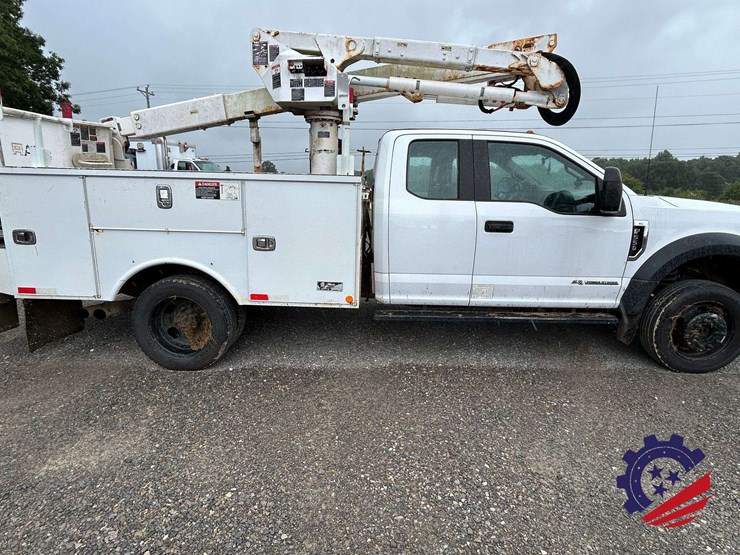 2017-ford-f550-xl-image-7