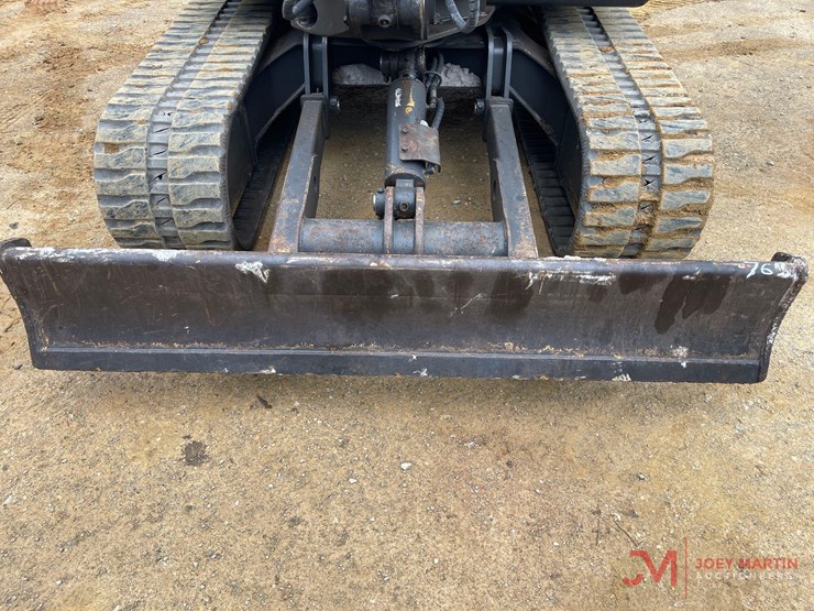 2019-case-cx57c-mini-excavator-image-13