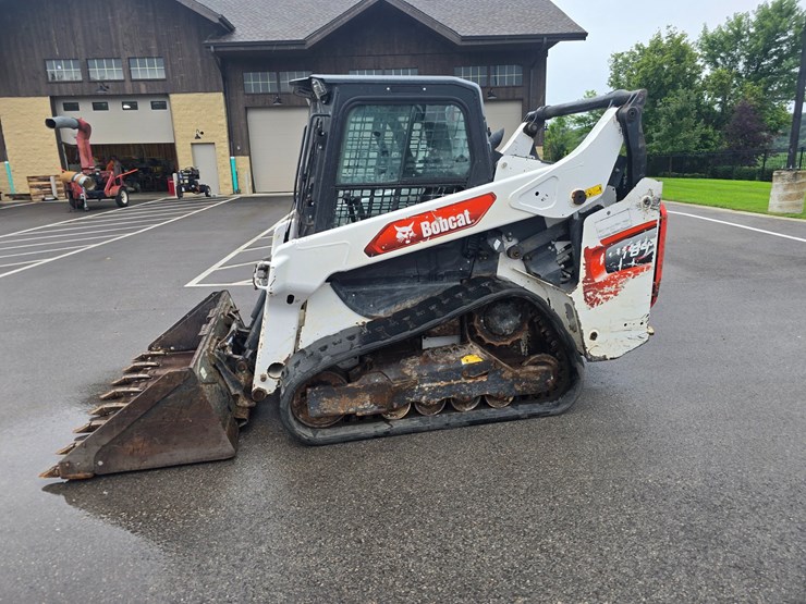 2021-bobcat-t64-image-4