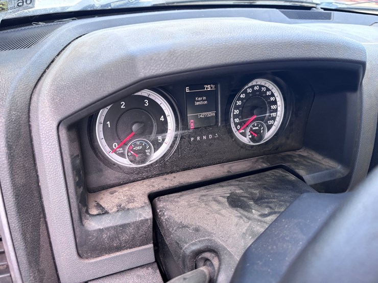 2015-dodge-ram-1500-image-9