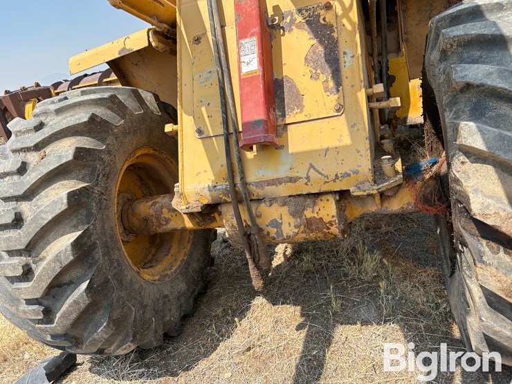 1997-deere-244h-image-14