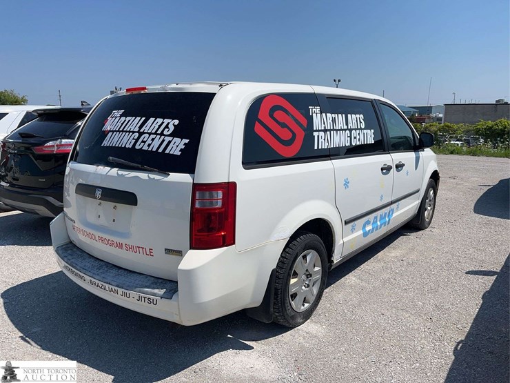 2008-dodge-grand-caravan-se-image-4