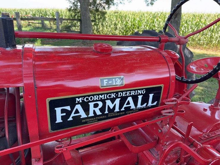 1937-farmall-f-12-image-39