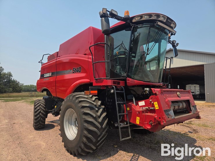 2014-case-ih-5140-image-1