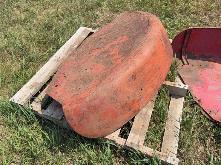 farmall-wheatland-fenders-image-14