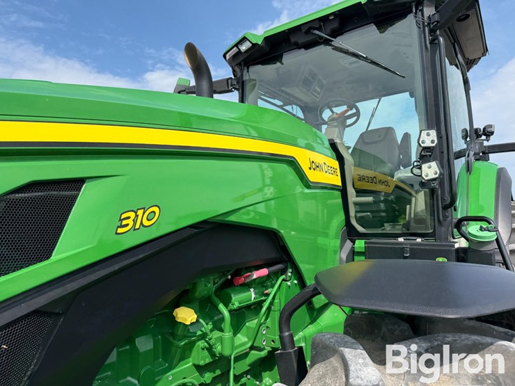 2024-john-deere-8r-310-image-10