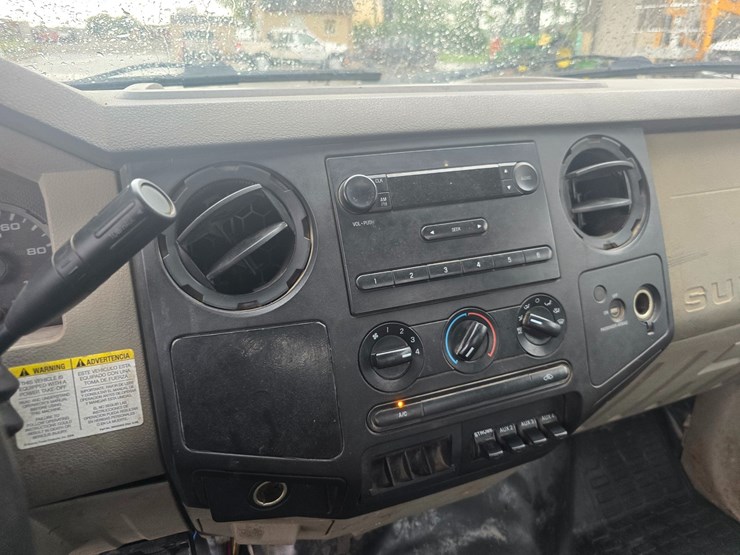 2008-ford-f550-image-41