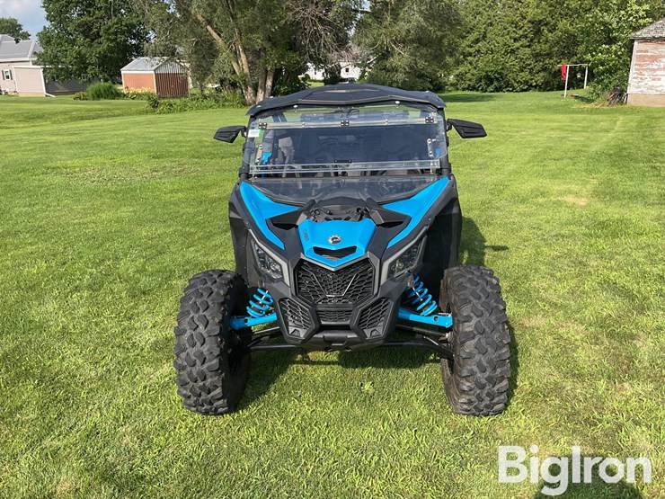 2022-can-am-maverick-x3-image-2