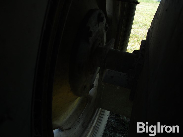 john-deere-68-image-14