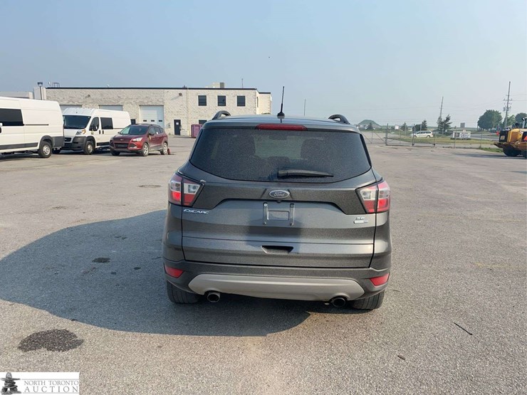 2017-ford-escape-se-image-6