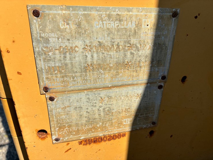 caterpillar-cb-634c-image-11
