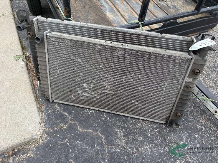 pair-of-radiators,-not-sure-what-they-fit-image-2