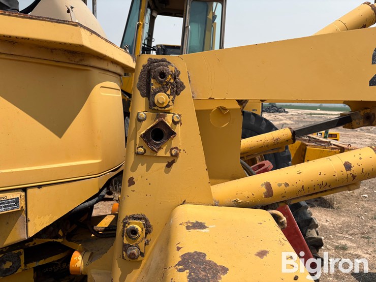 1997-deere-244h-image-19