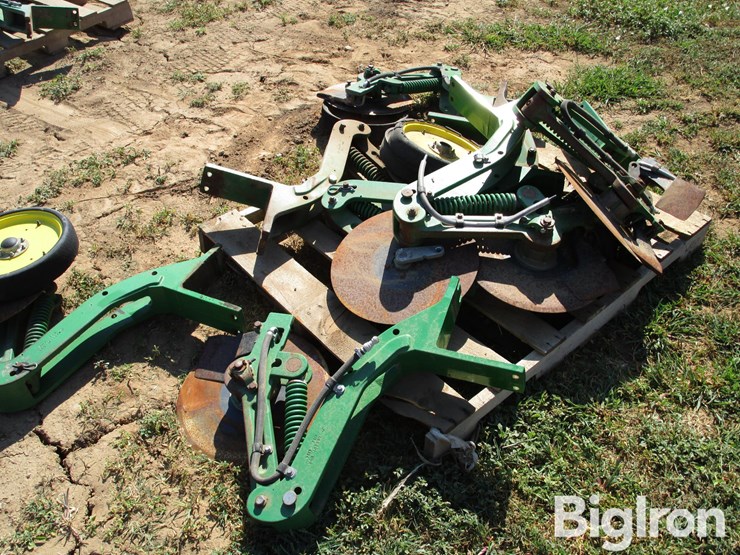 john-deere-14-image-9