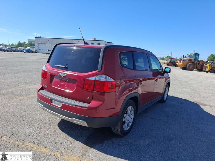 2014-chevrolet-orlando-4x2-1lt-4dr-suv-image-5