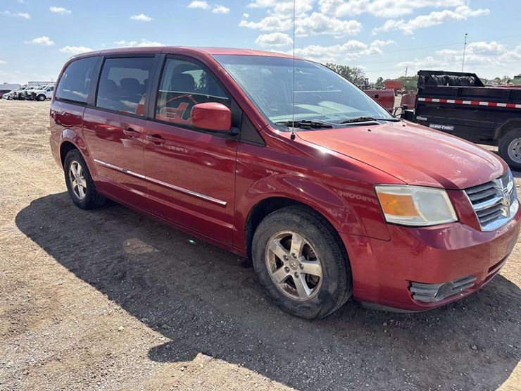 2008-dodge-caravan-image-5
