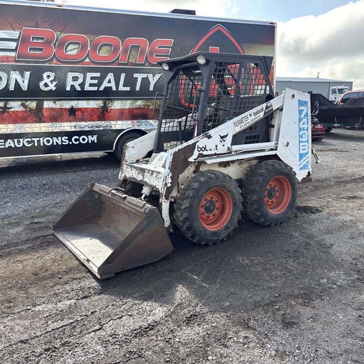 BOBCAT 743B