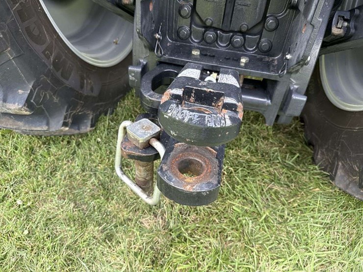2024-case-ih-340-image-21