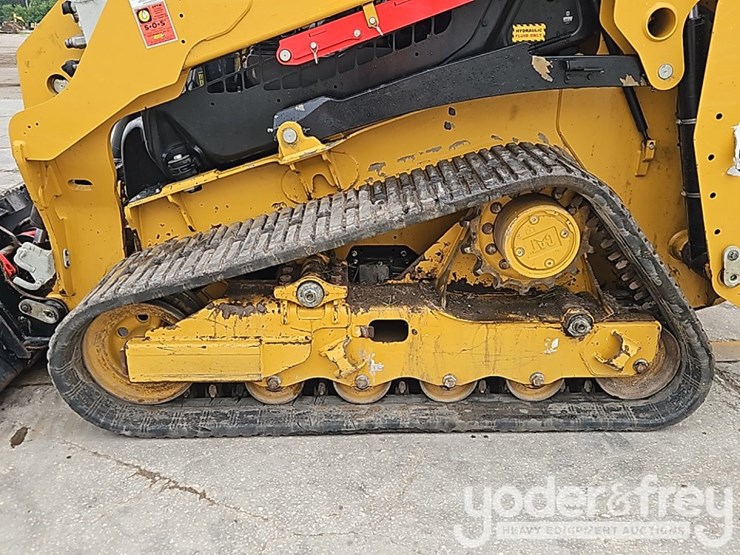 2025-caterpillar-255-image-18