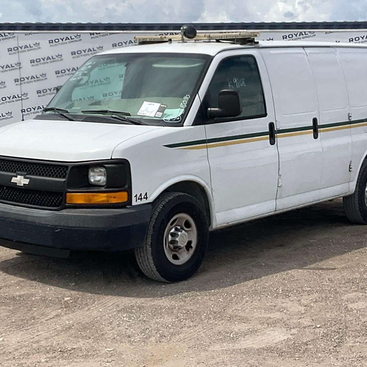2014 CHEVROLET EXPRESS 2500