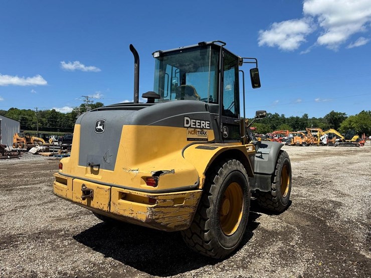 2008-deere-344j-image-4