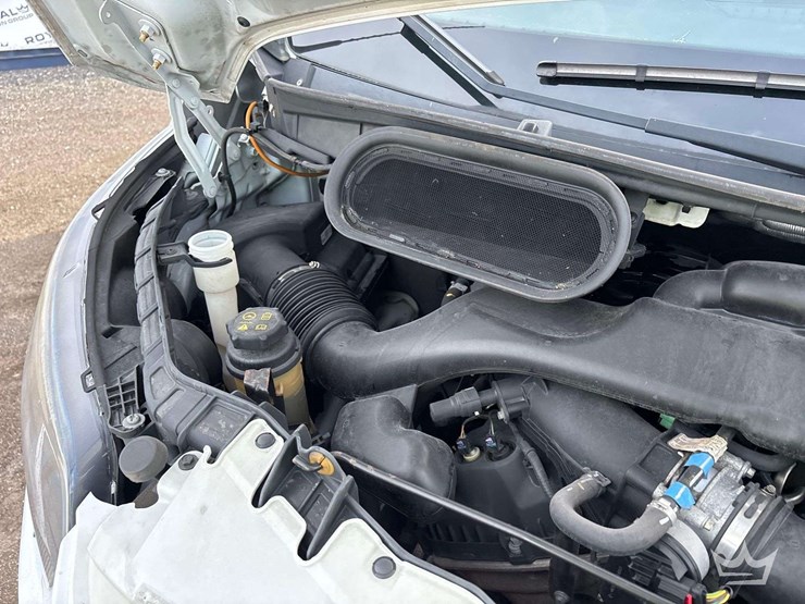 2018-ford-transit-image-8