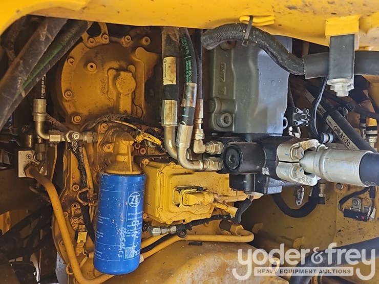 2023-deere-644p-image-43
