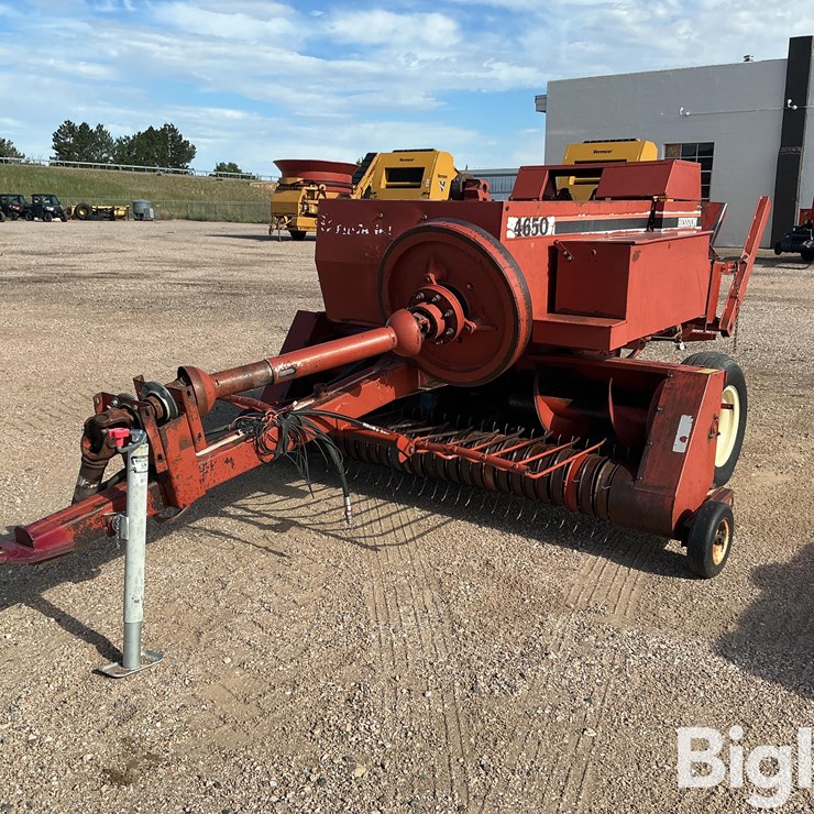 HESSTON 4650