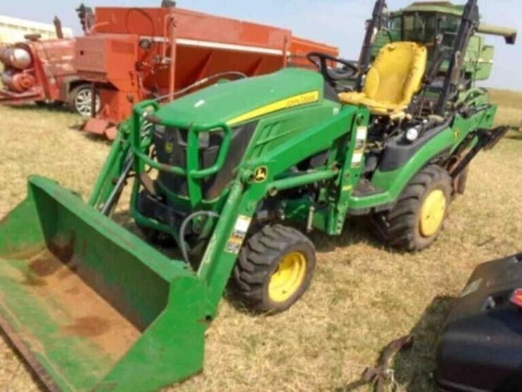 john-deere-1025r-image-1