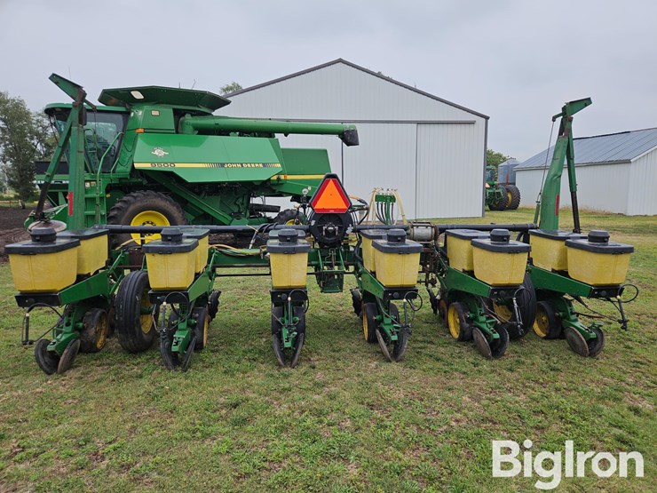john-deere-7300-image-6