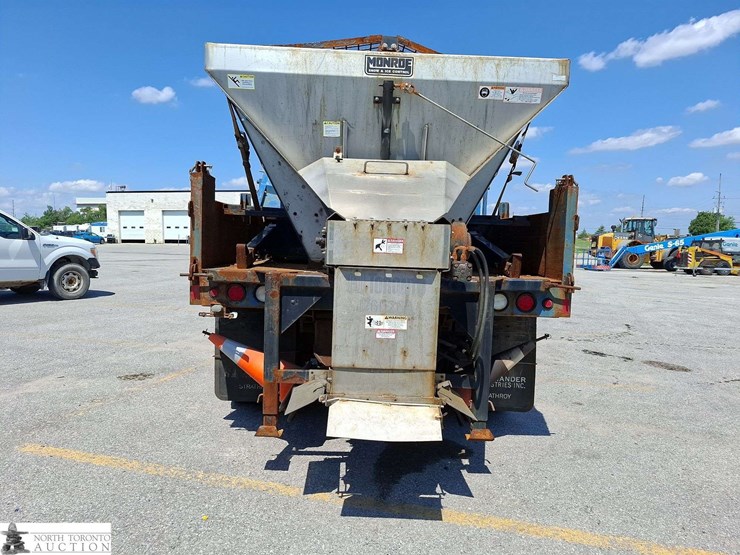 2011-international-durastar-4300-image-6
