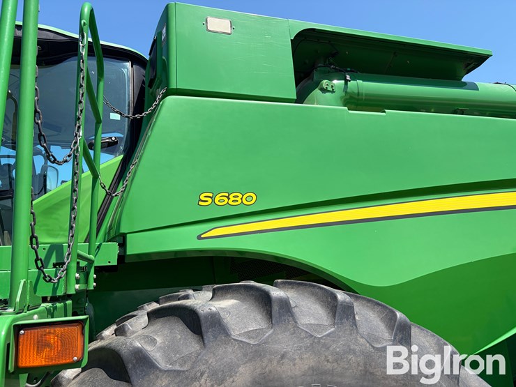 2012-john-deere-s680-image-11