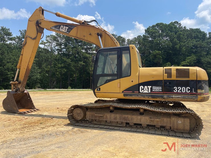 2003-caterpillar-320c-image-2