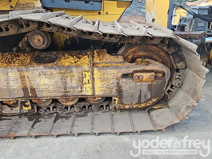 2019-deere-750k-lgp-image-12