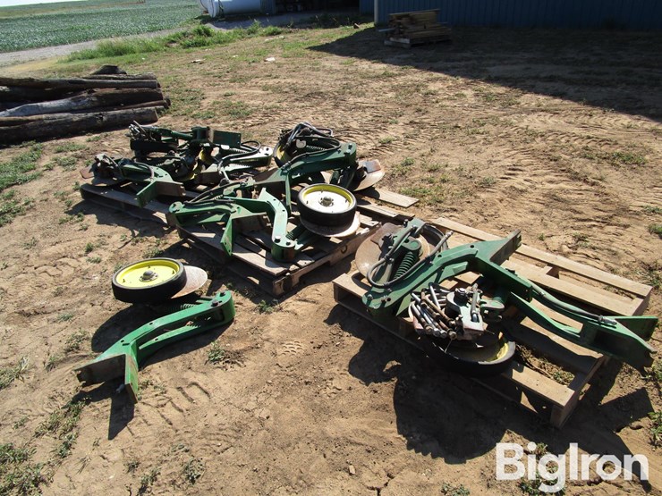 john-deere-14-image-1