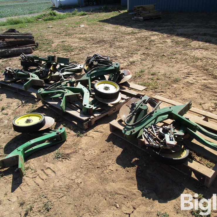 JOHN DEERE 14