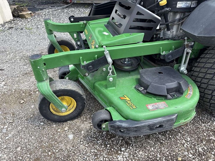 john-deere-m-image-8