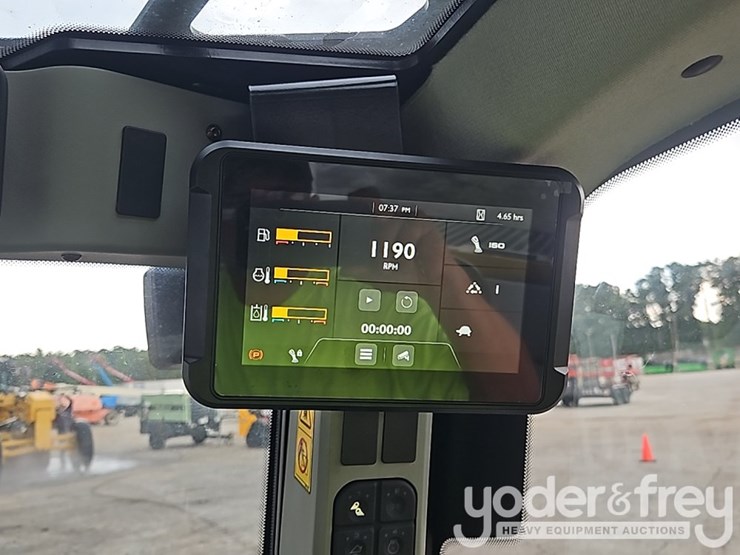 2026-jcb-215t-image-32