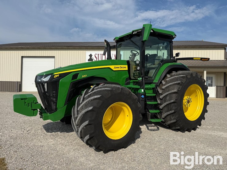 2024-john-deere-8r-340-image-1